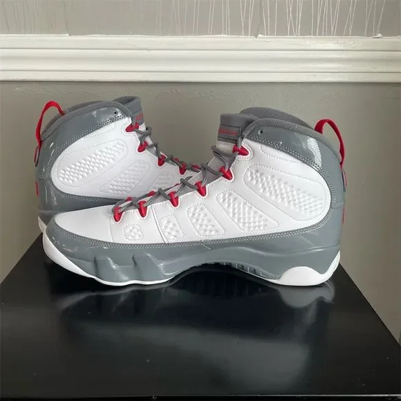 Nike Air Jordan 9 Retro Fire Red Men's Size 13 High Top Athletic Sneakers 2023 - Picture 7 of 11
